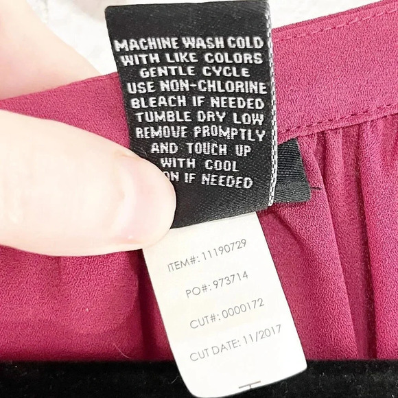 Torrid Wine Lace Inset Sleeveless Lightweight Blouse Women's Plus Size 3X - Picture 7 of 7